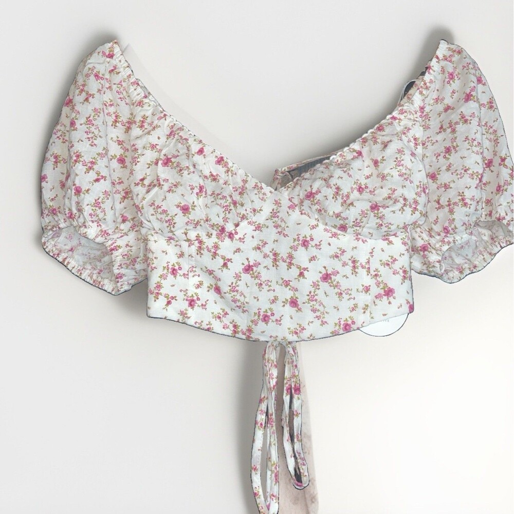 NWT Kindred Collective Floral Tie Back Top L Cottagecore Coquette Puff Sleeve
